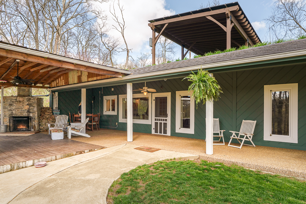 5000 Bellpoint Rd.-12