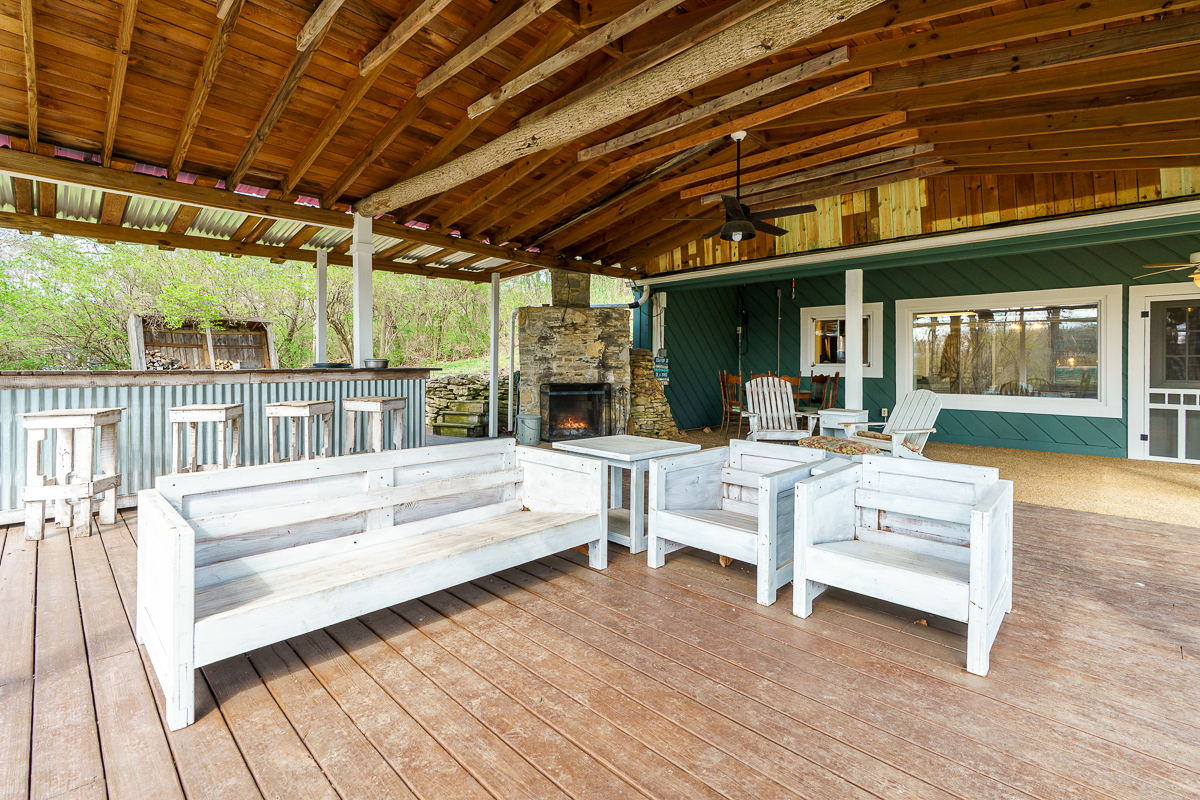 5000 Bellpoint Rd.-16