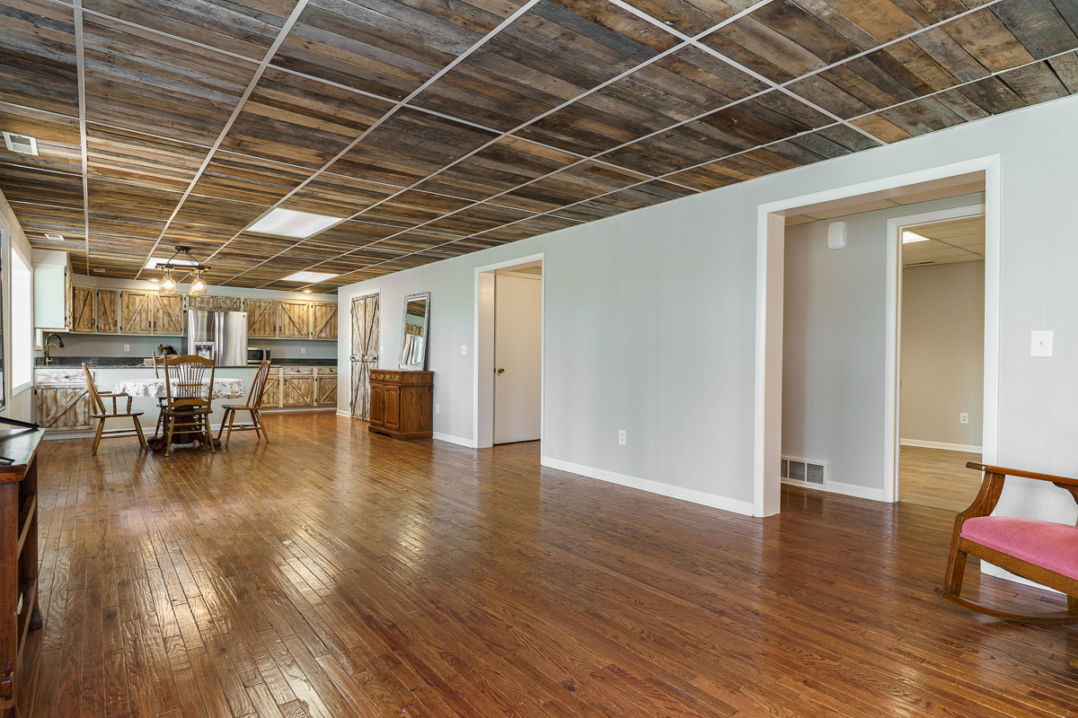 5000 Bellpoint Rd.-38