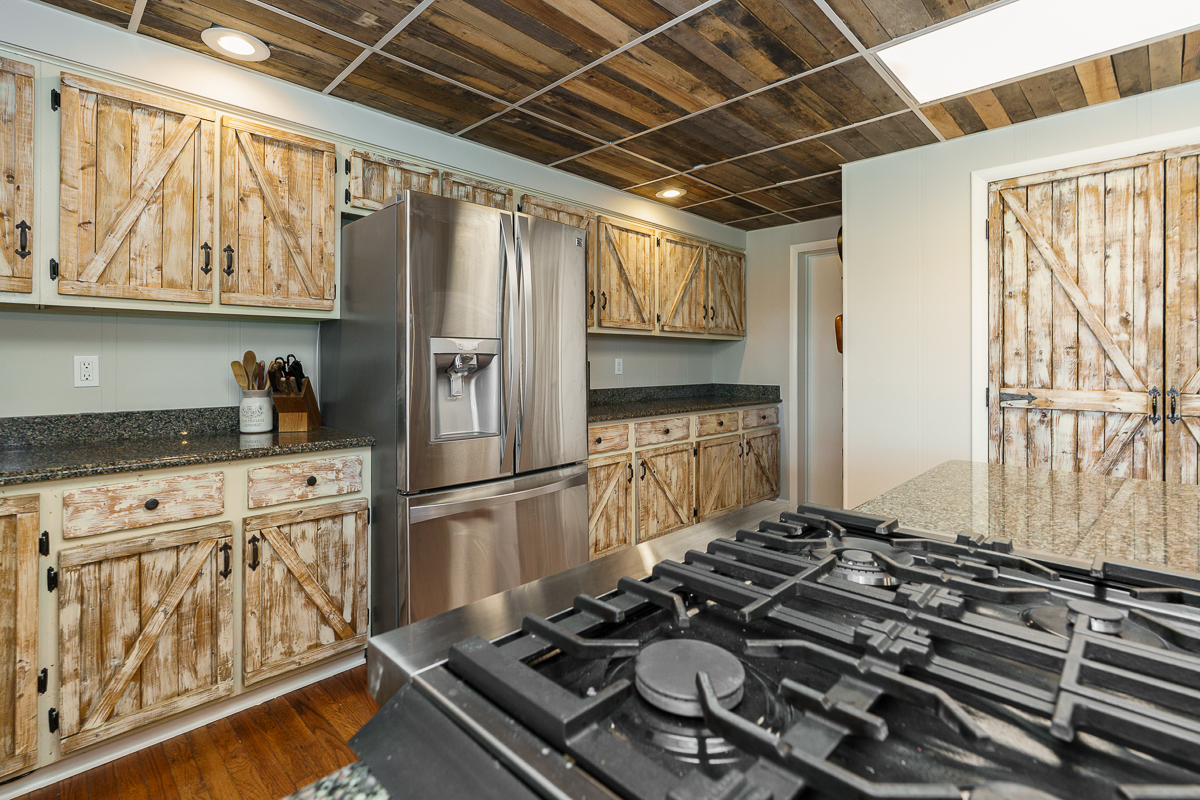 5000 Bellpoint Rd.-44