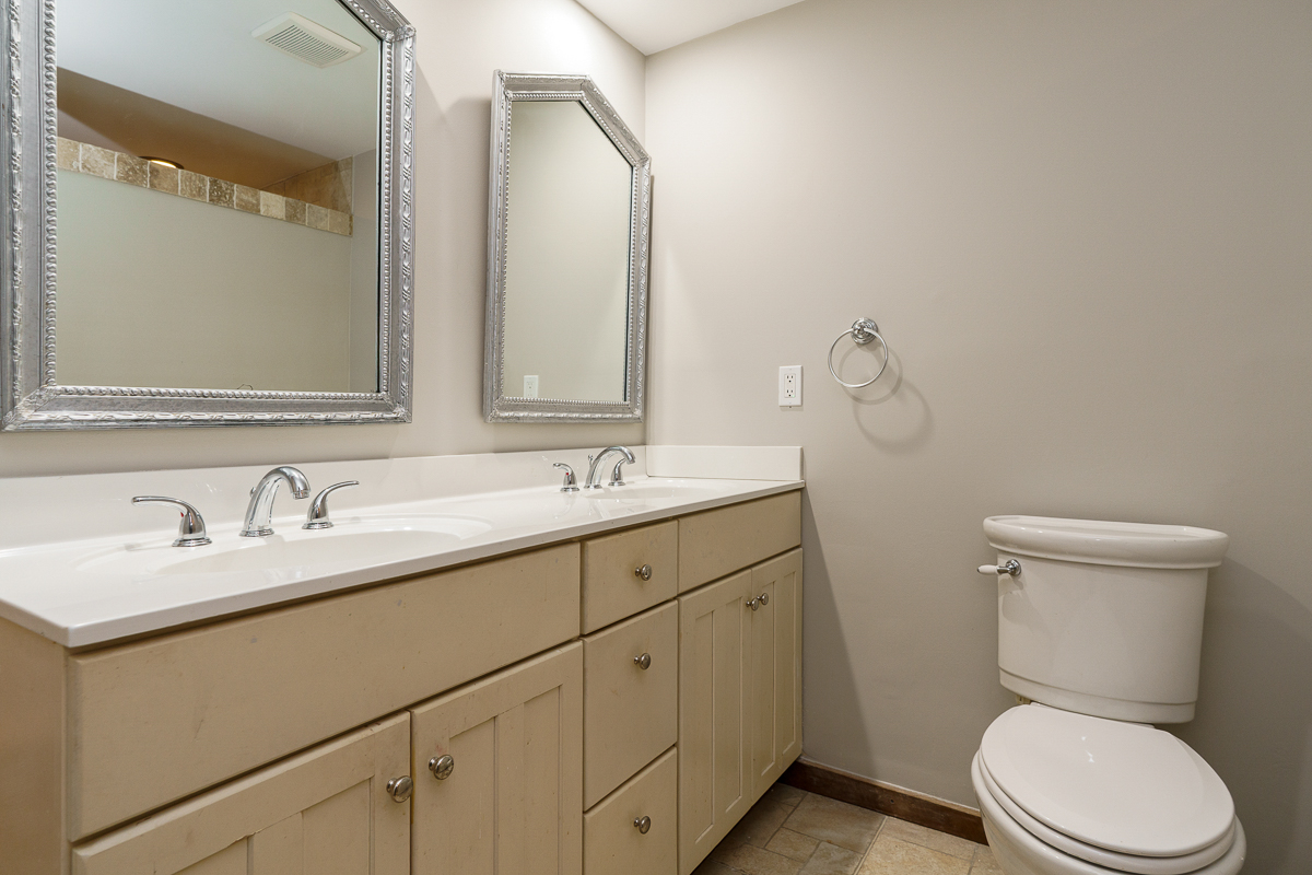 5000 Bellpoint Rd.-50