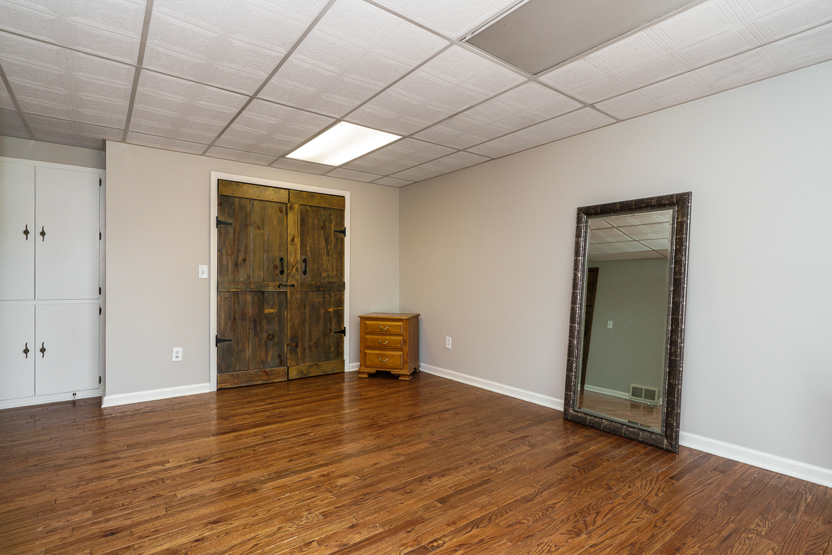 5000 Bellpoint Rd.-57