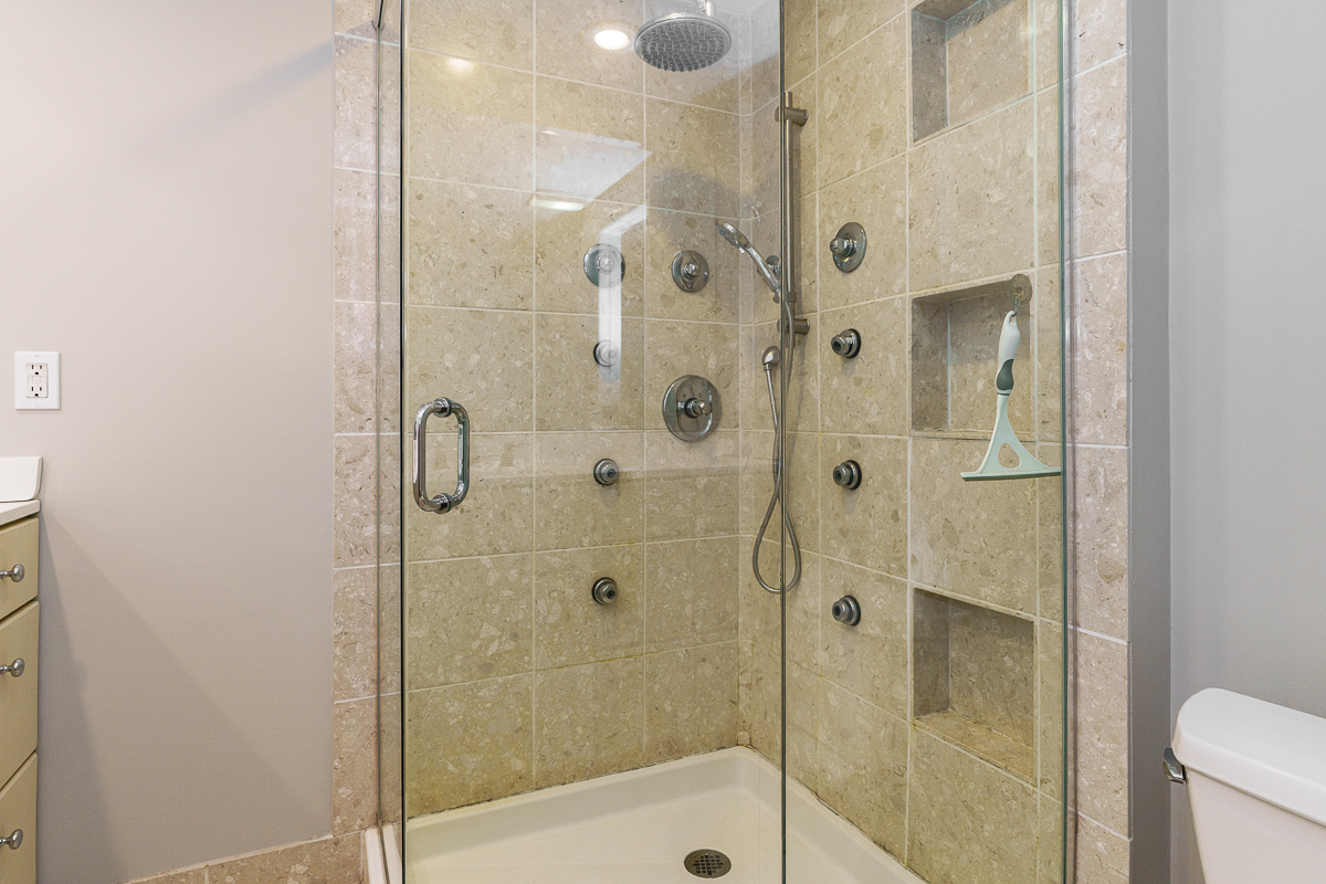 5000 Bellpoint Rd.-60