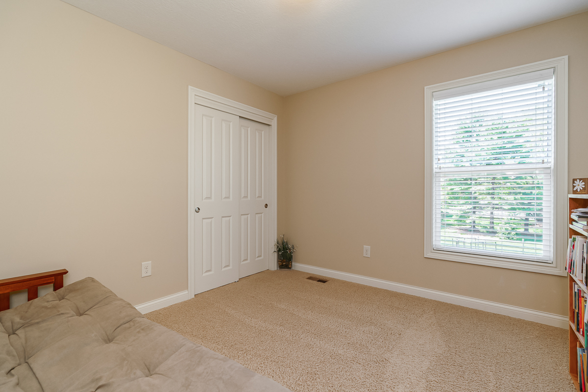 5001 Charlbury Rd-44