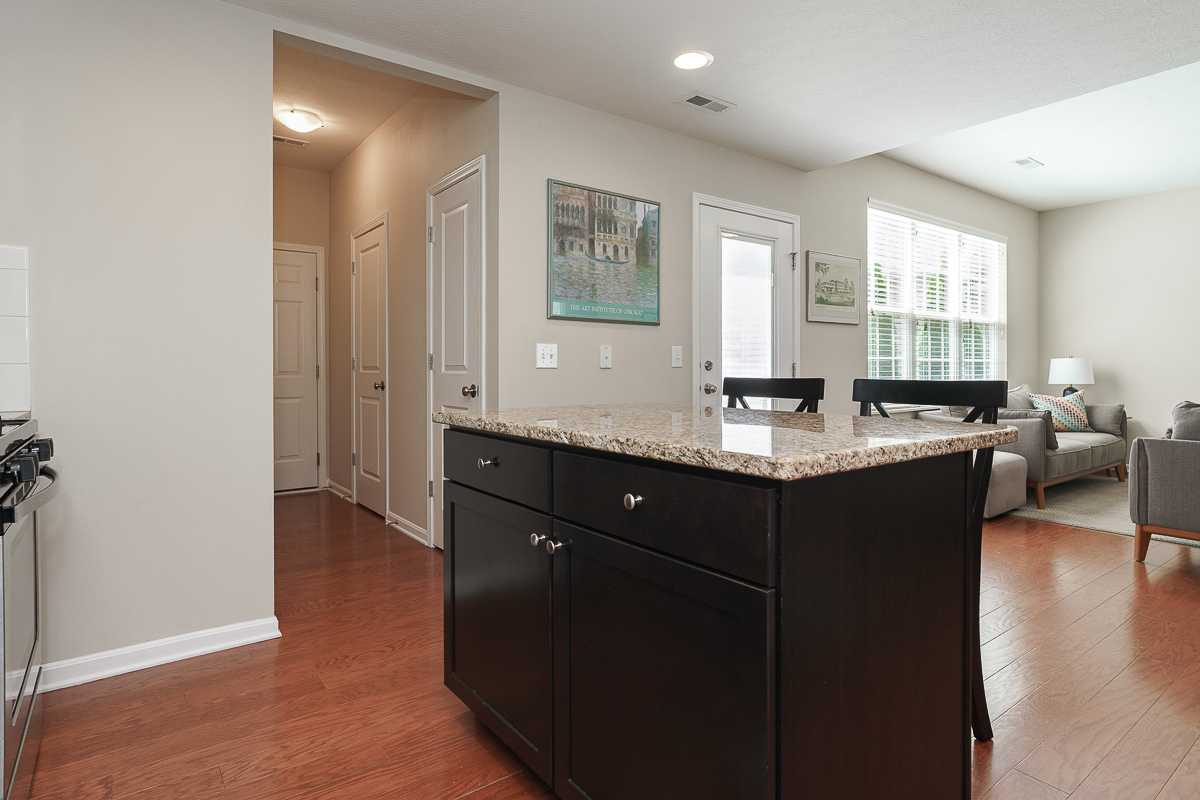 5180 Wildcat Falls Dr-23