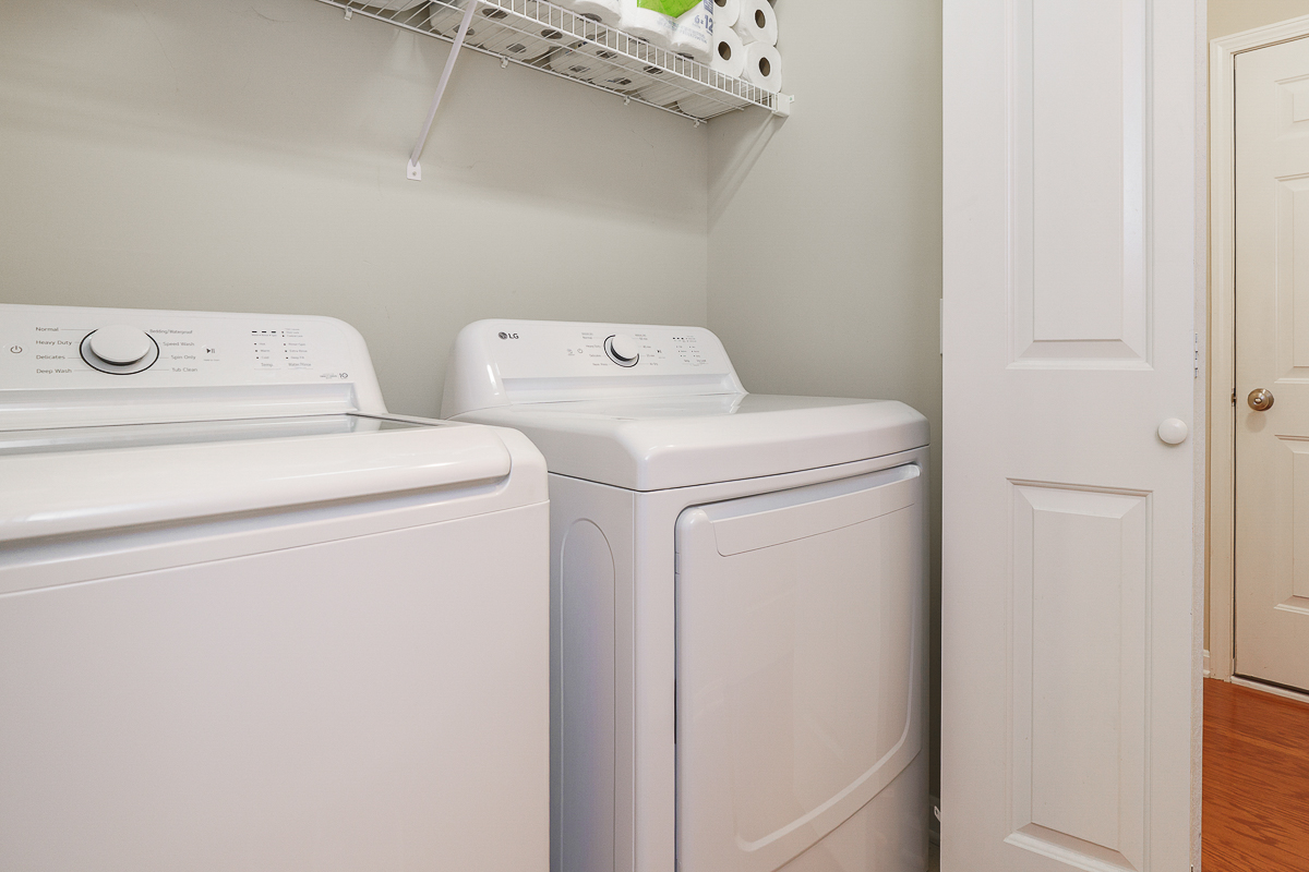 5180 Wildcat Falls Dr-26