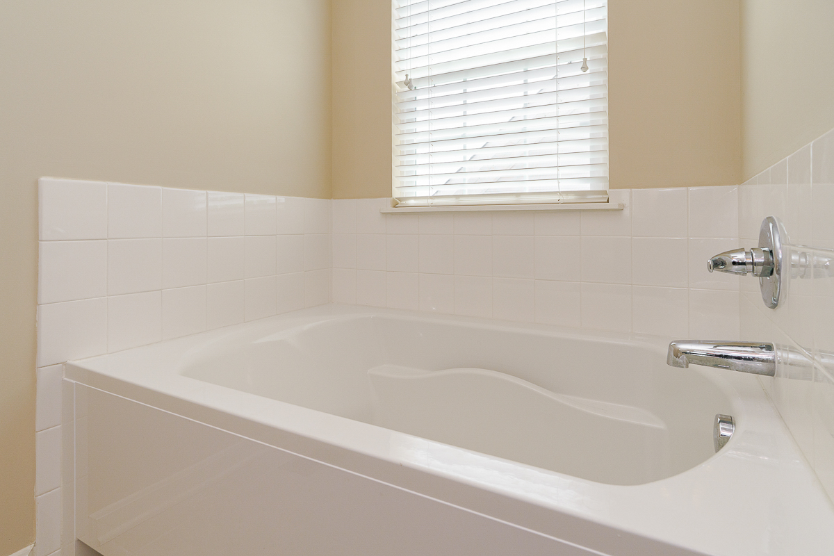 5180 Wildcat Falls Dr-33