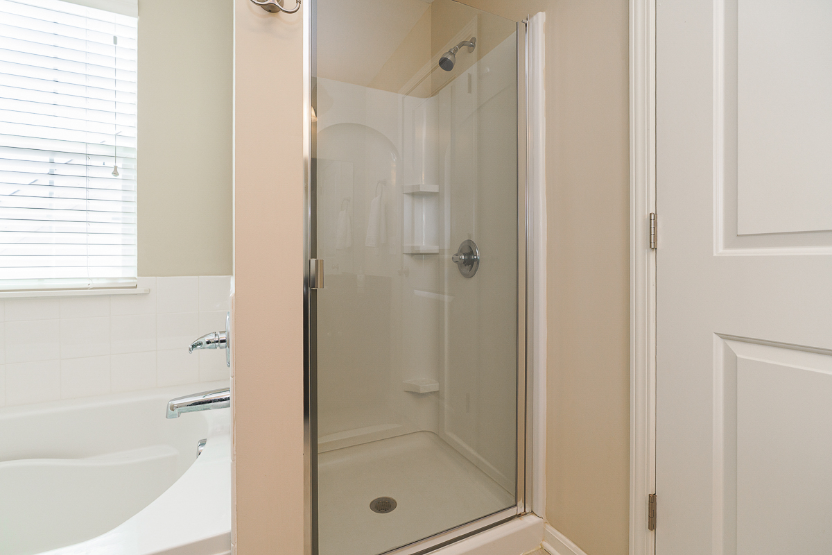 5180 Wildcat Falls Dr-34