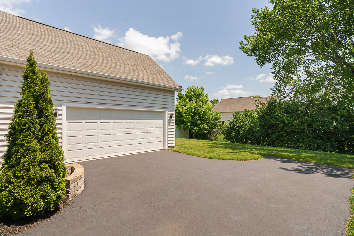 5180 Wildcat Falls Dr-5