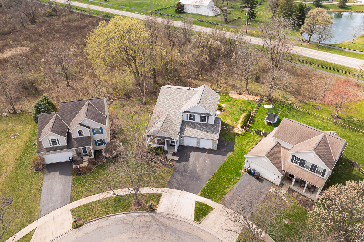 5392 Country Meadow Ct-3