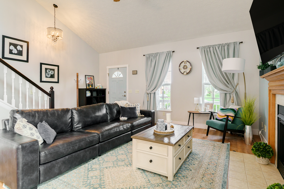 5392 Country Meadow Ct-30