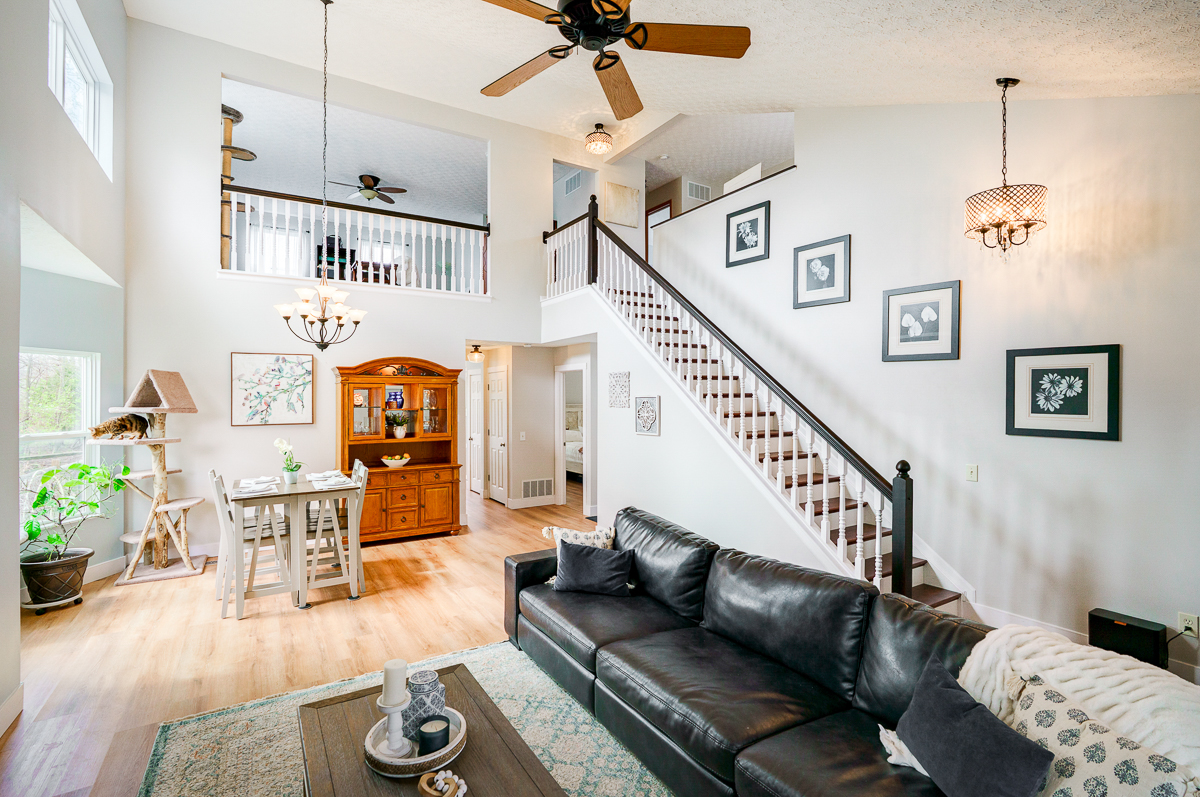 5392 Country Meadow Ct-31