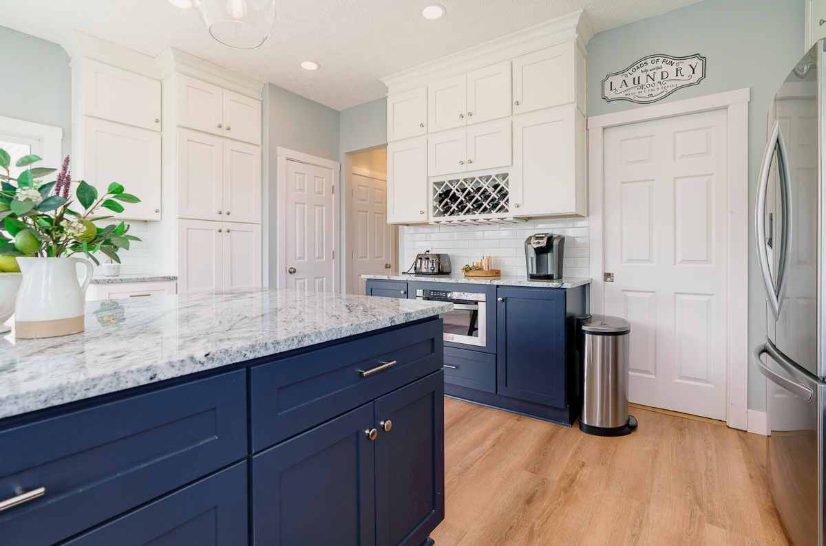 5392 Country Meadow Ct-38