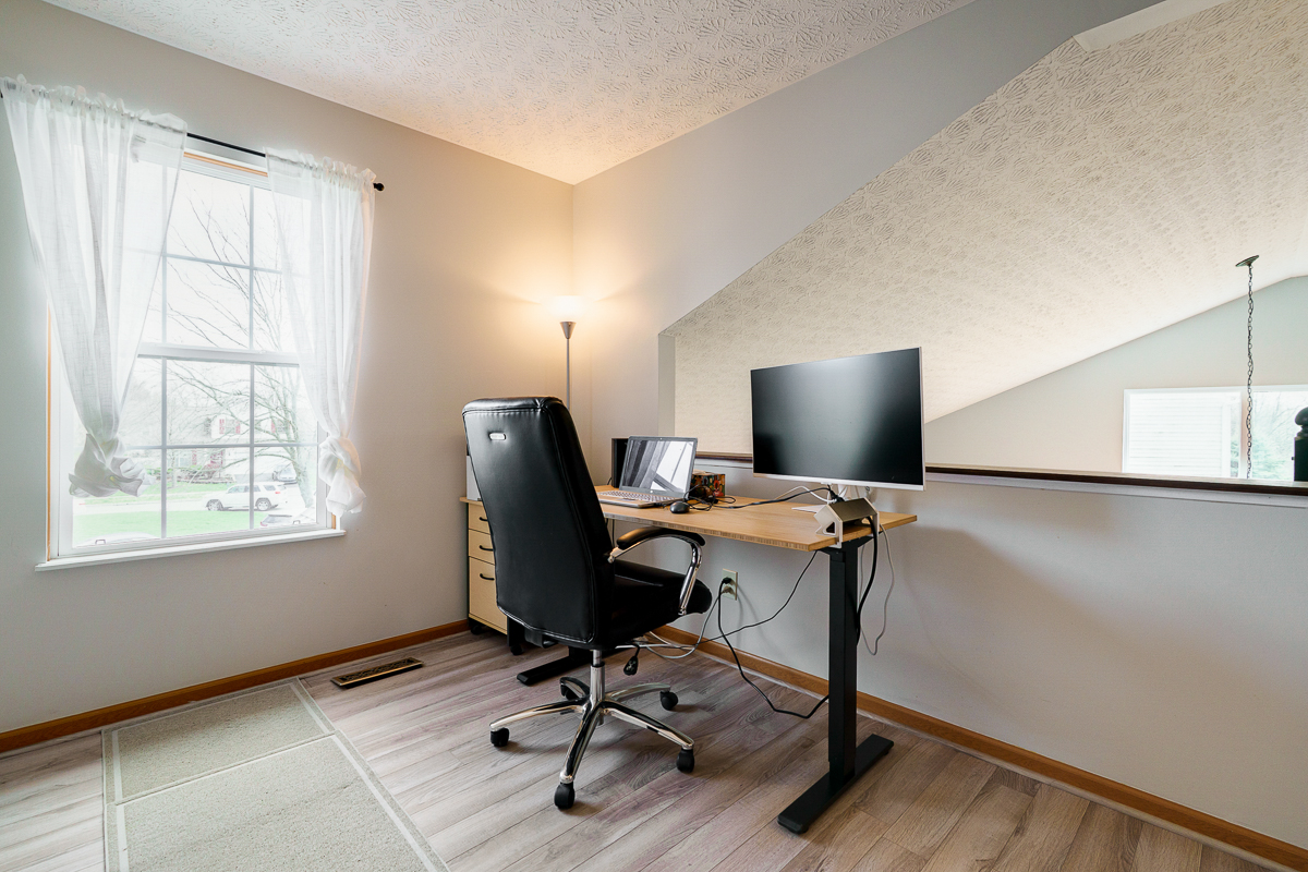 5392 Country Meadow Ct-48