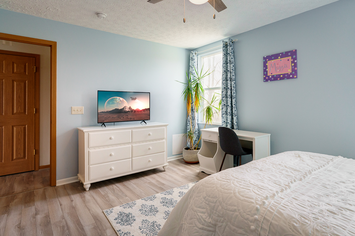 5392 Country Meadow Ct-54