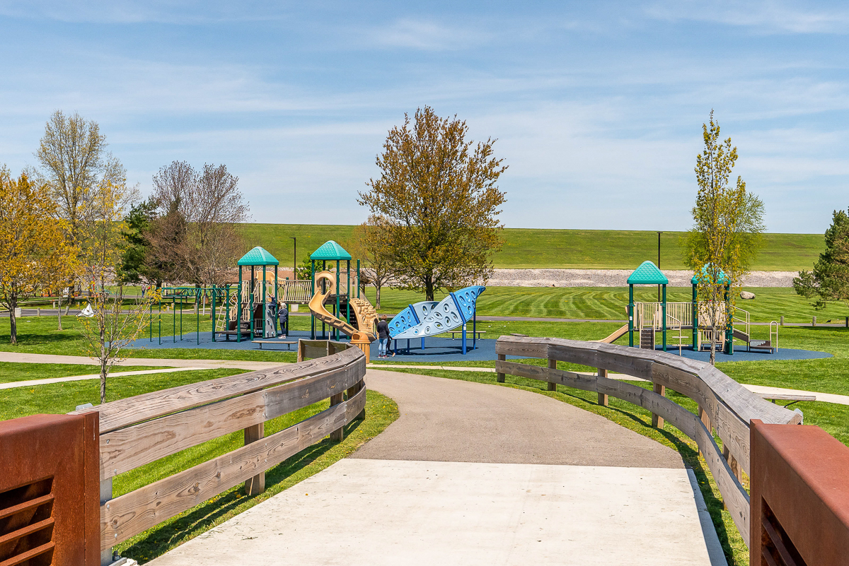 5392 Country Meadow Ct-70