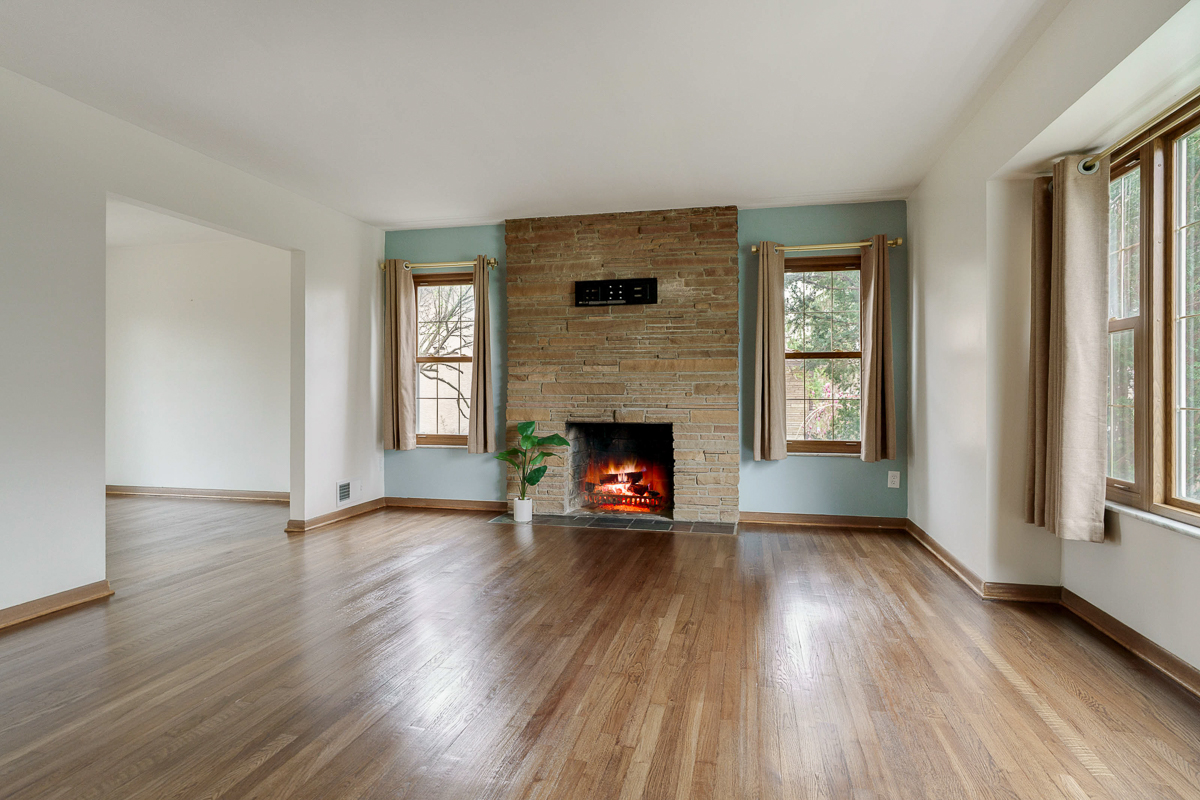 5566 Driftwood Rd-11