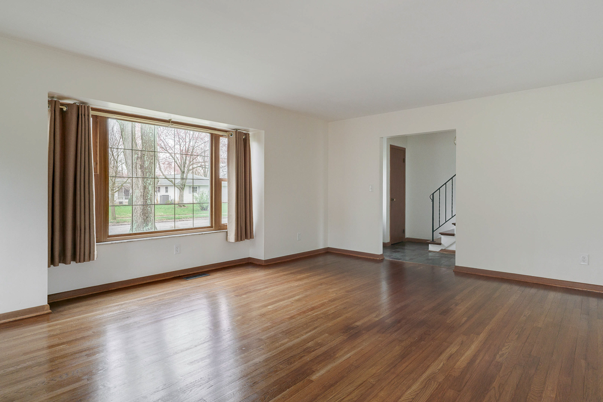 5566 Driftwood Rd-15