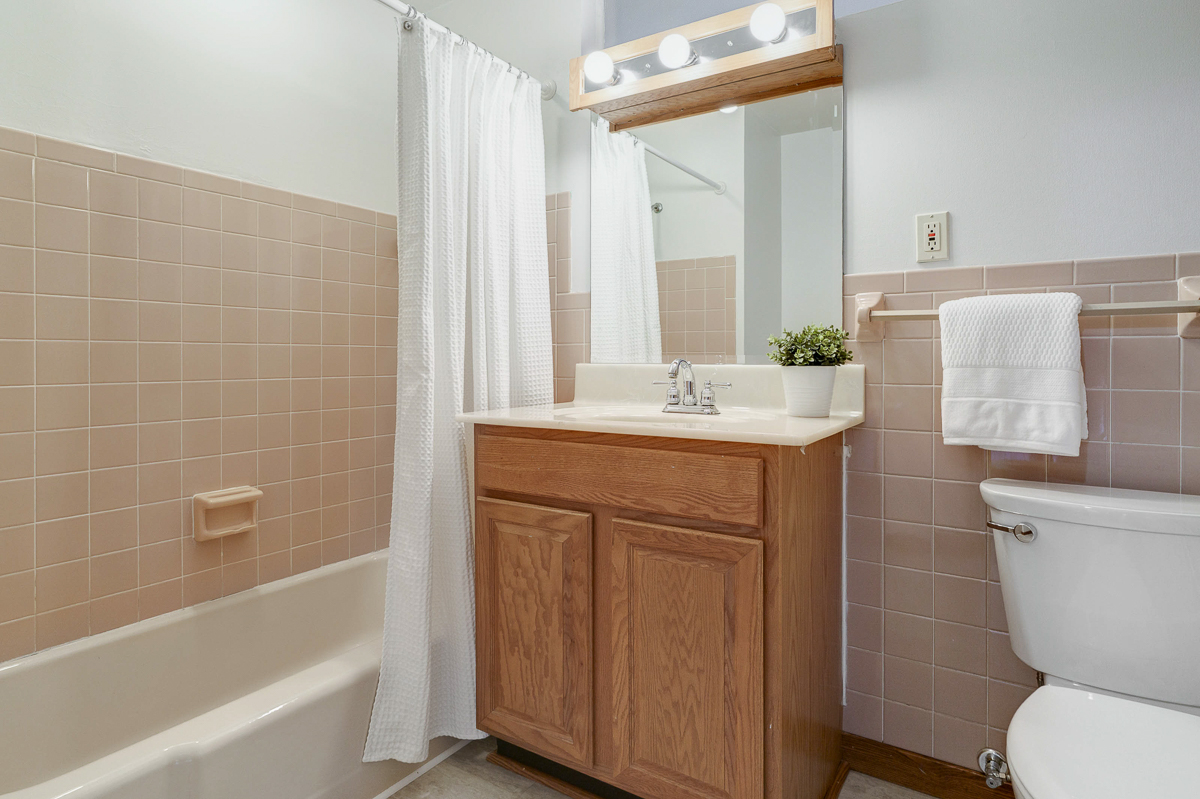 5566 Driftwood Rd-29