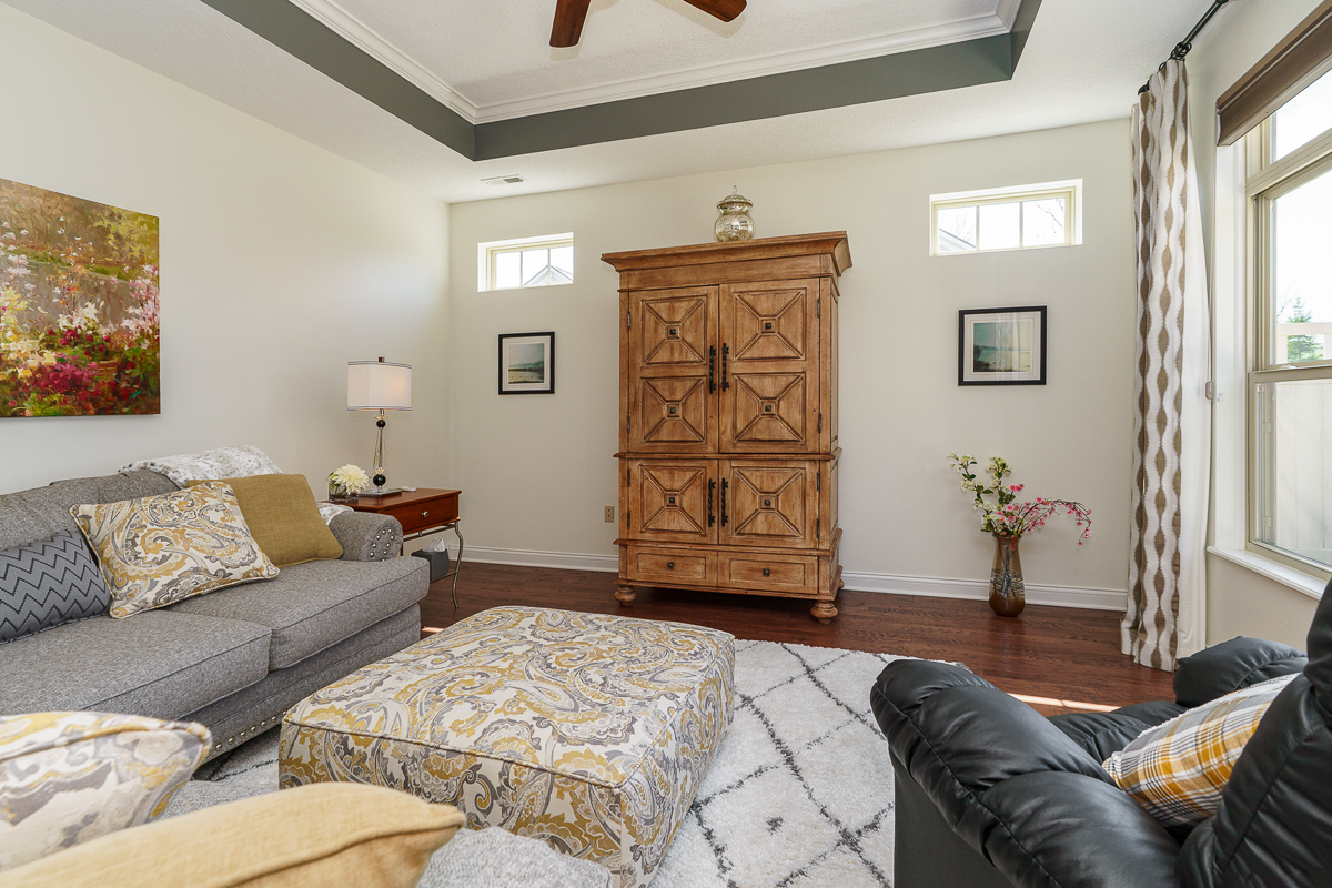 5614 Eventing Way-11