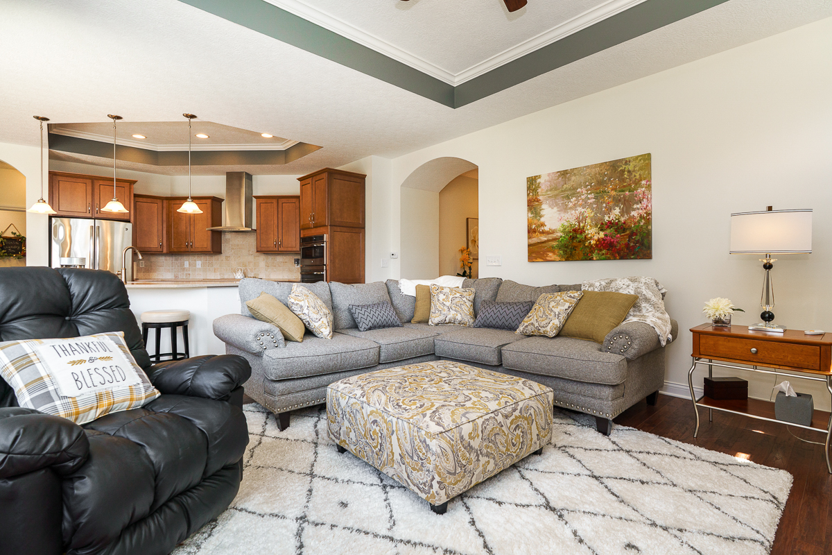 5614 Eventing Way-12