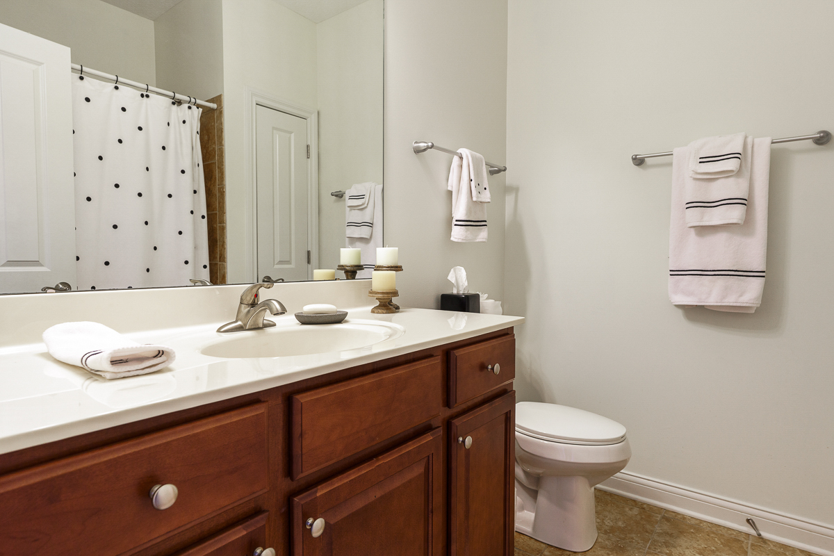 5614 Eventing Way-16