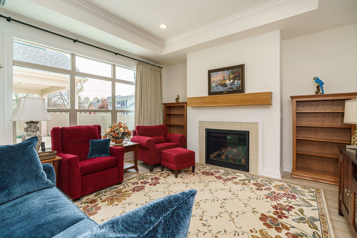 5629 Aristocrat Dr-9