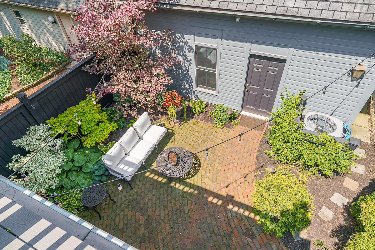 569 S 6th St EXT (11 of 13)