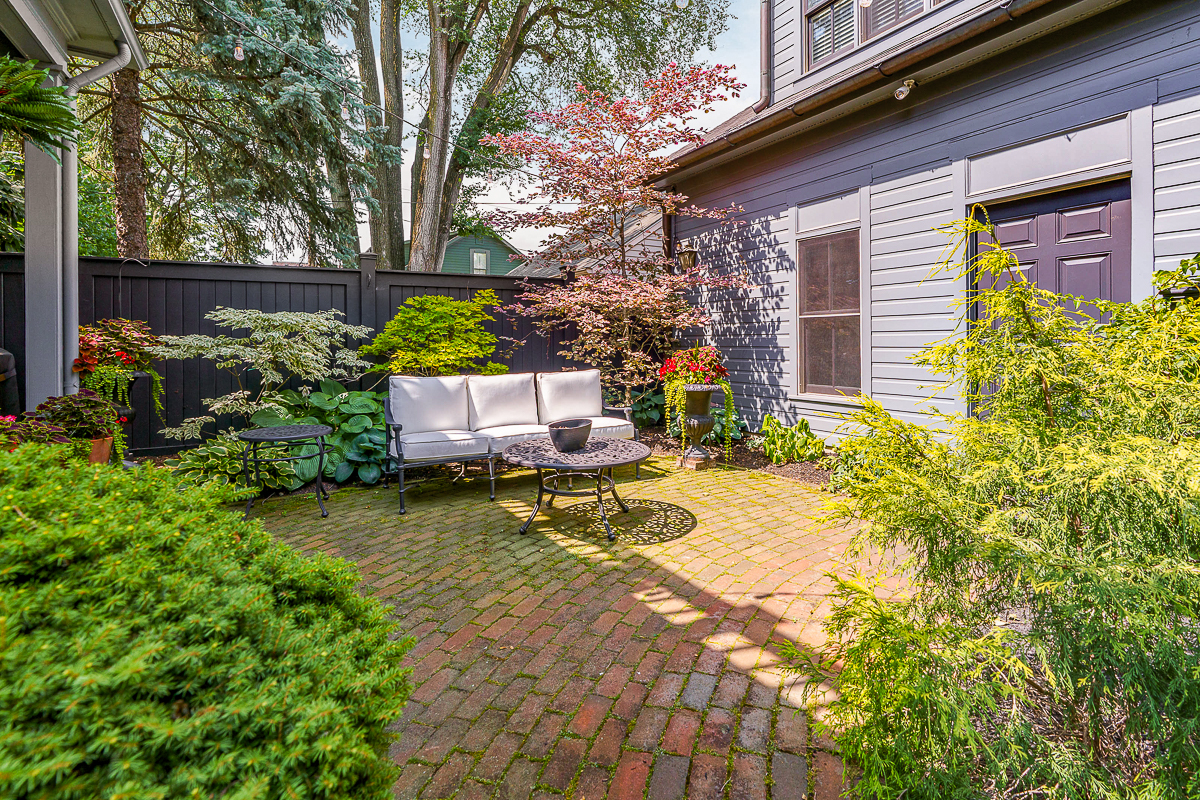 569 S 6th St EXT (5 of 13)