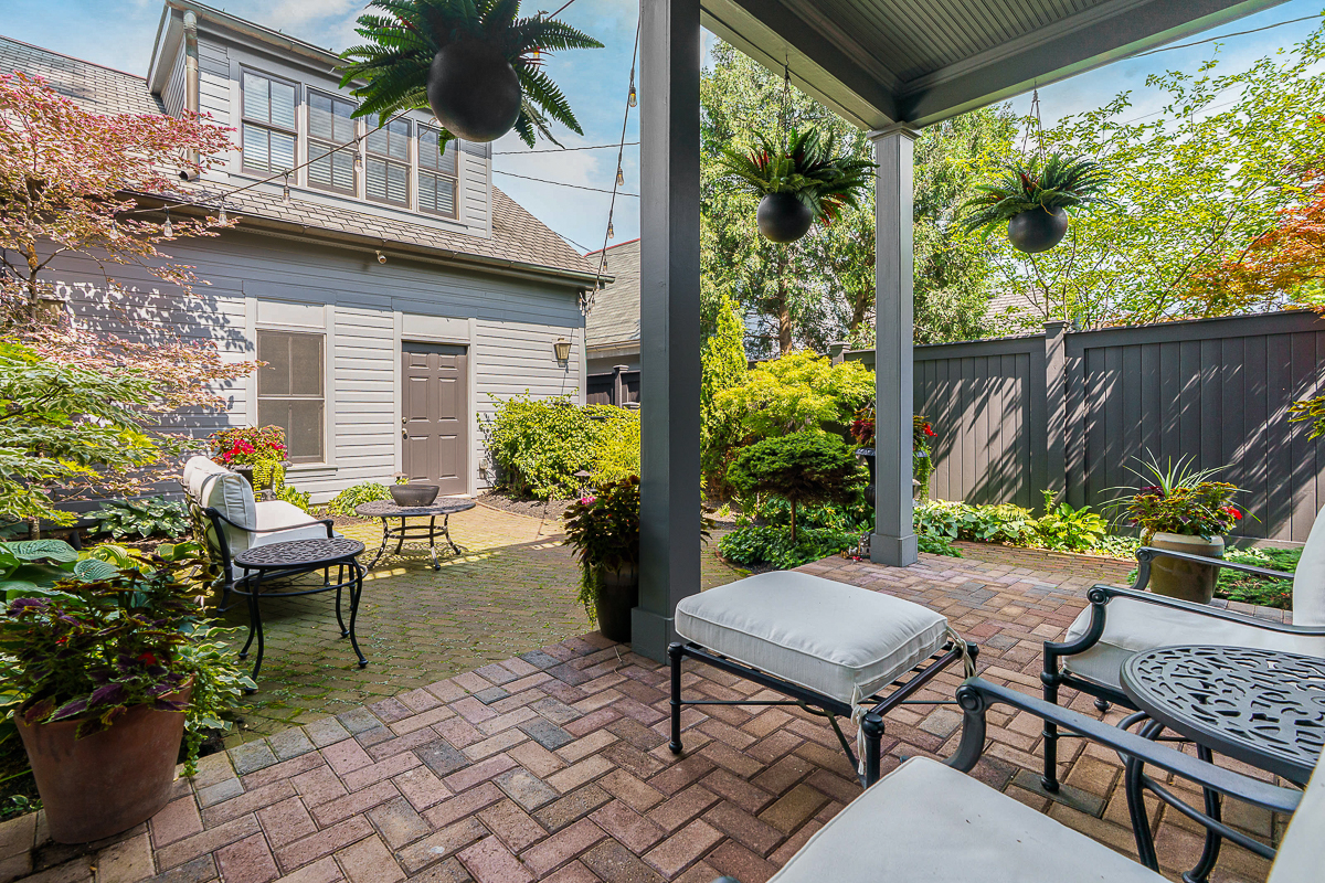 569 S 6th St EXT (7 of 13)