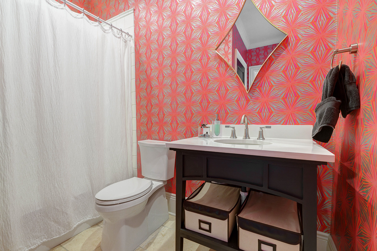 569 S 6th St Part 3 (3 of 18)