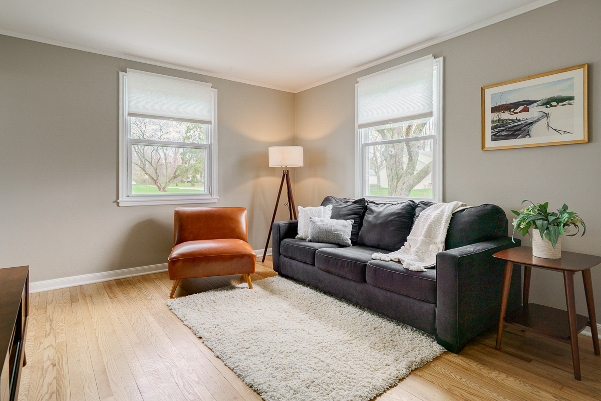 5735 Indianola Ave-15