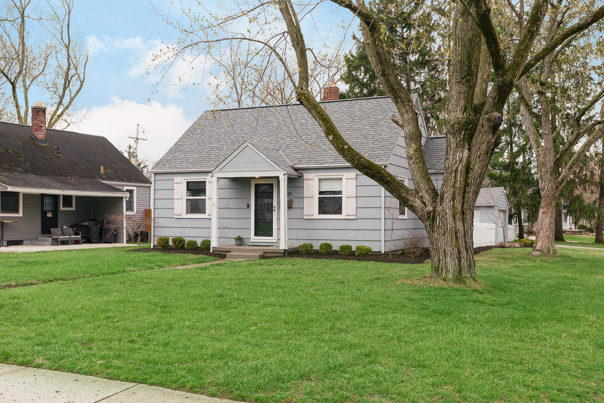 5735 Indianola Ave-2