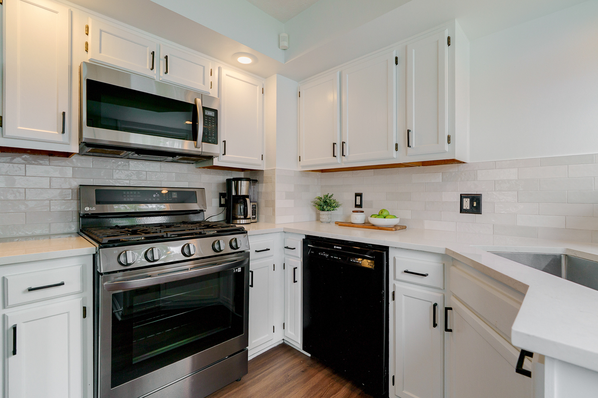 5735 Indianola Ave-21