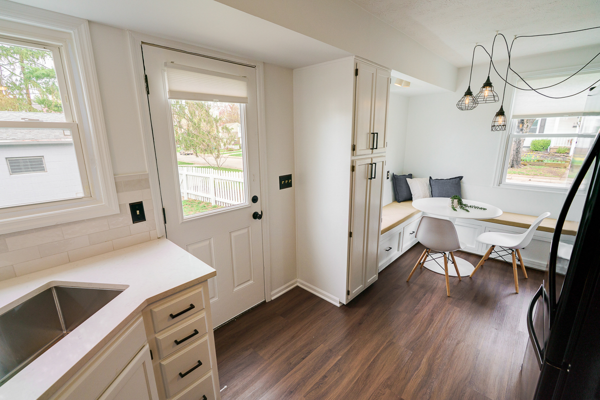 5735 Indianola Ave-23