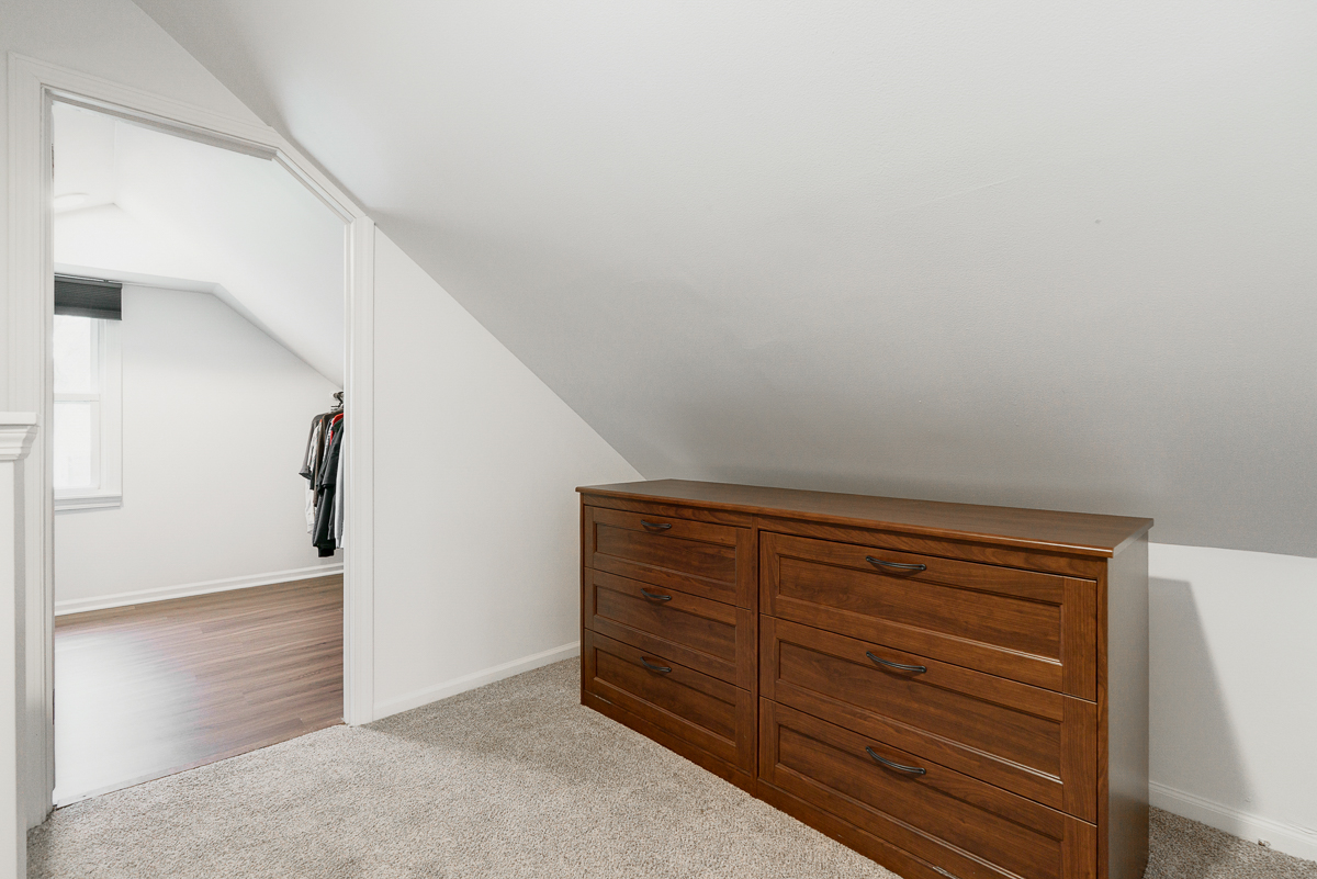 5735 Indianola Ave-32