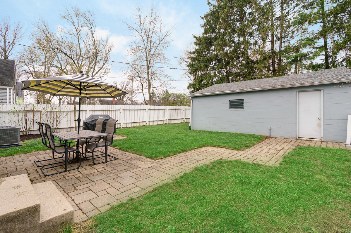 5735 Indianola Ave-6