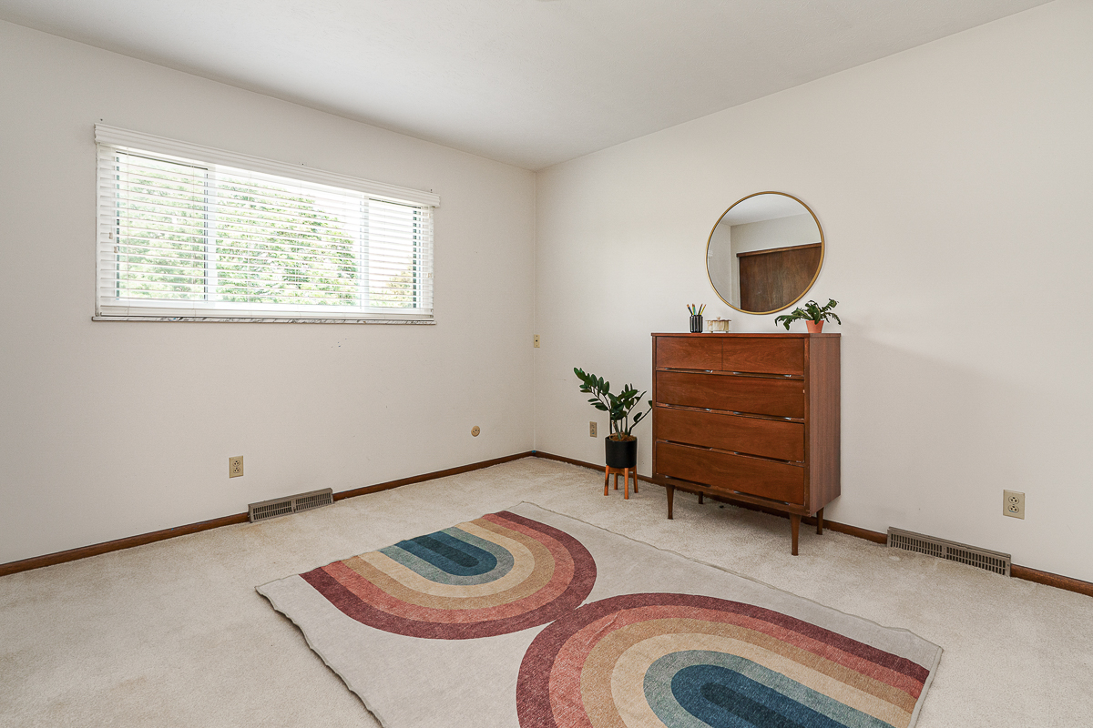 5861 Effingham Rd-35