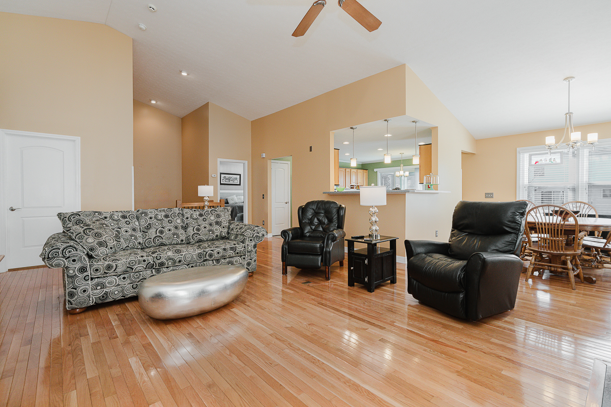 5921 Tarrycrest Dr.--15