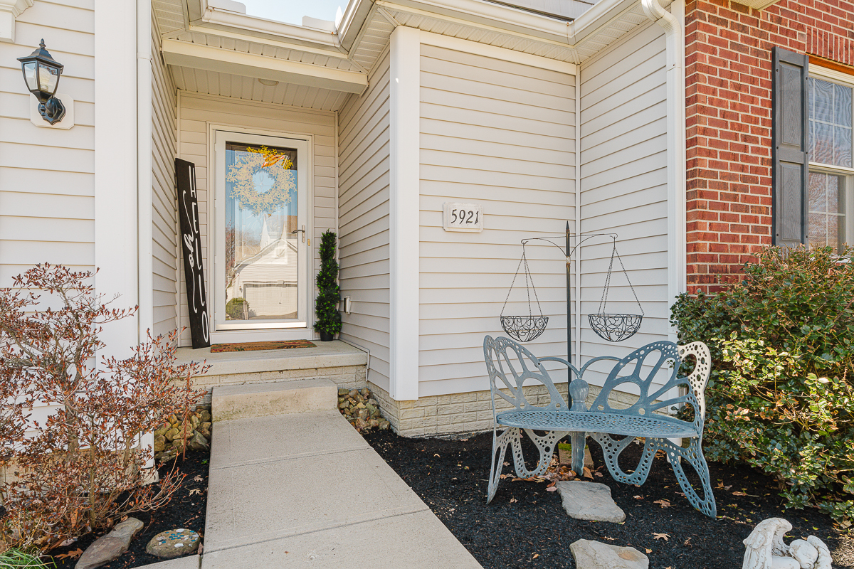 5921 Tarrycrest Dr.--3