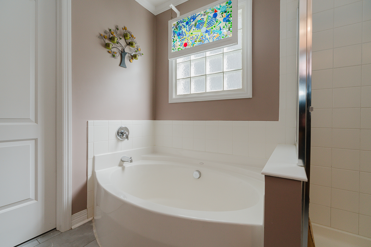 5921 Tarrycrest Dr.--32