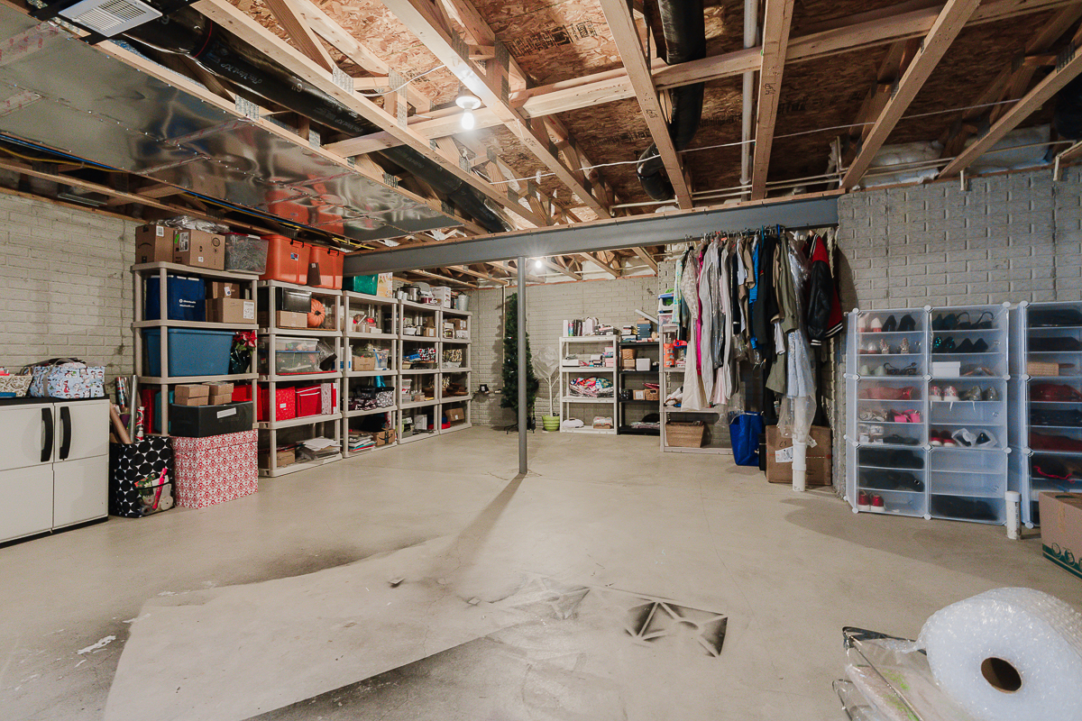 5921 Tarrycrest Dr.--35