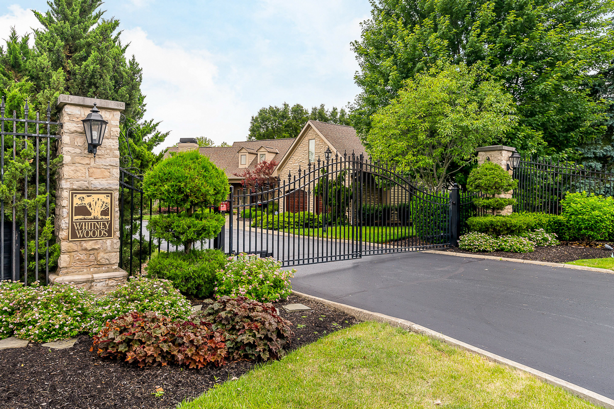 6050 Whitney Woods Ct-1