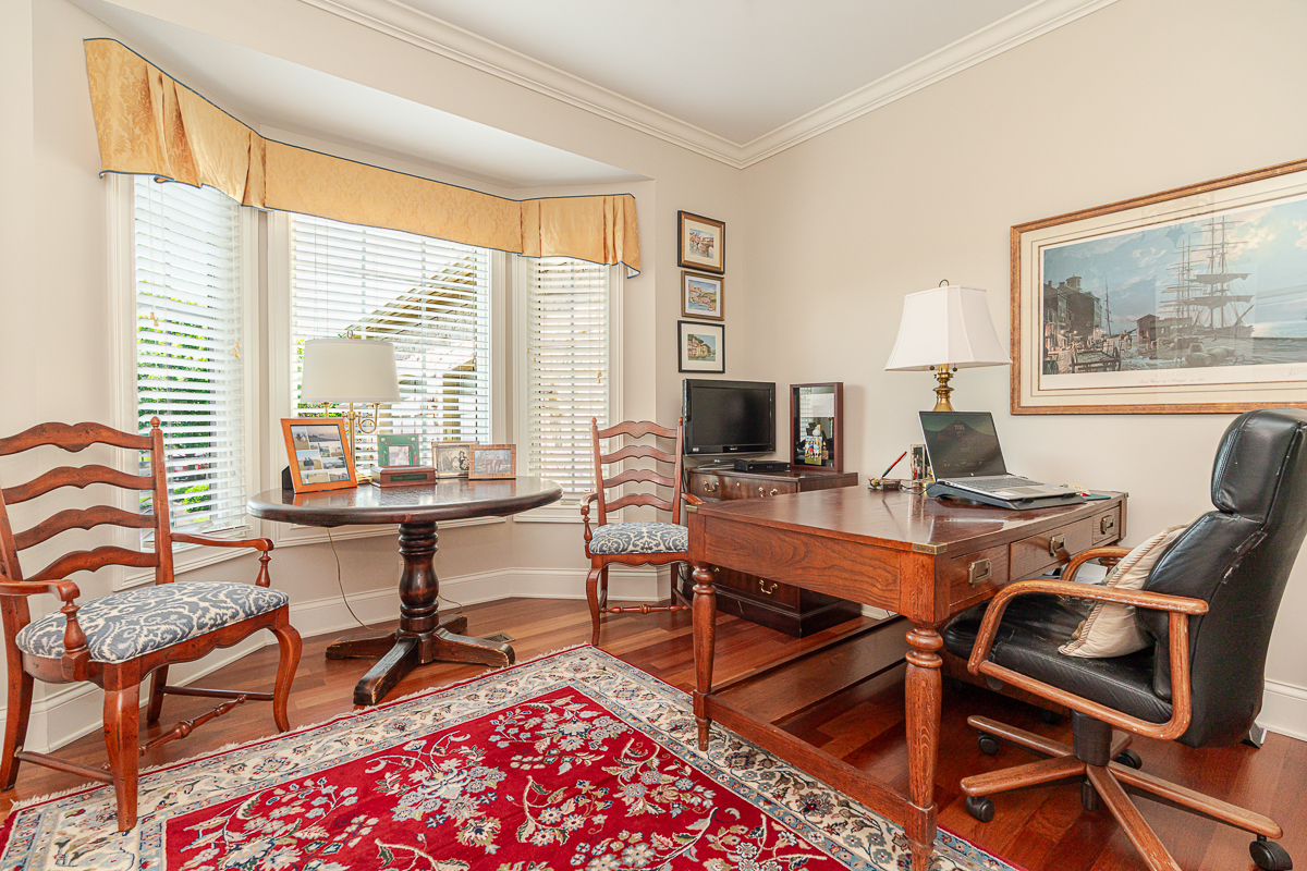 6050 Whitney Woods Ct-19