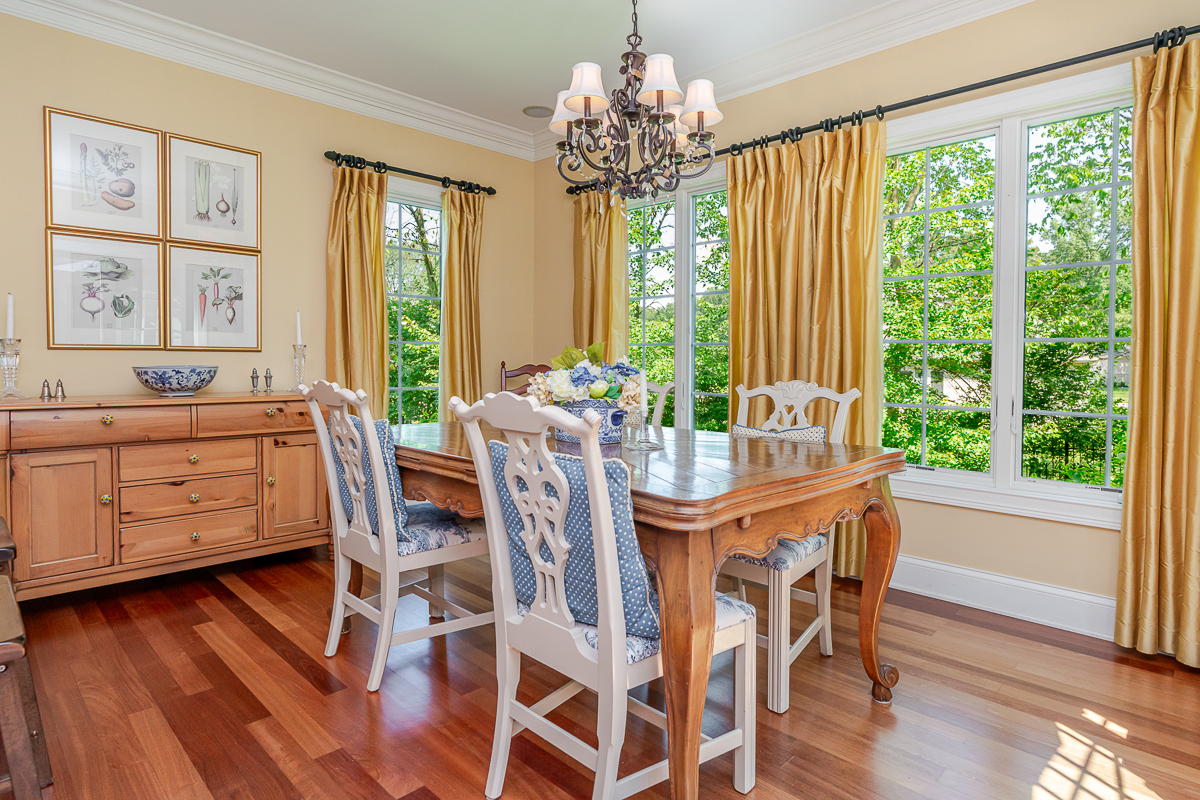 6050 Whitney Woods Ct-35