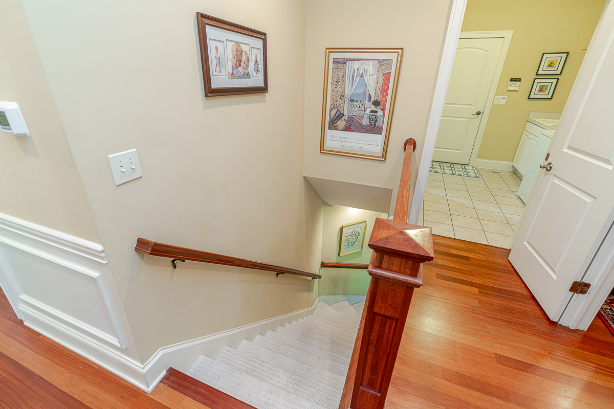 6050 Whitney Woods Ct-42