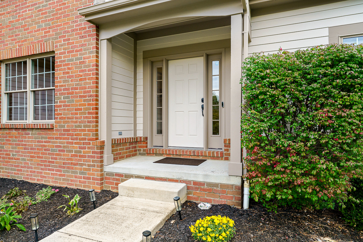 6061 Highland Hills Dr-4