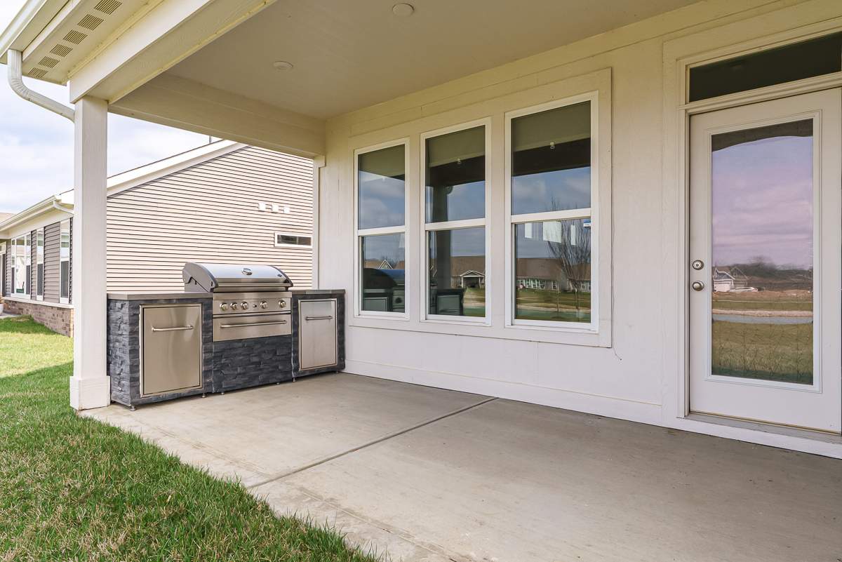 6090 Windcliff Dr-4