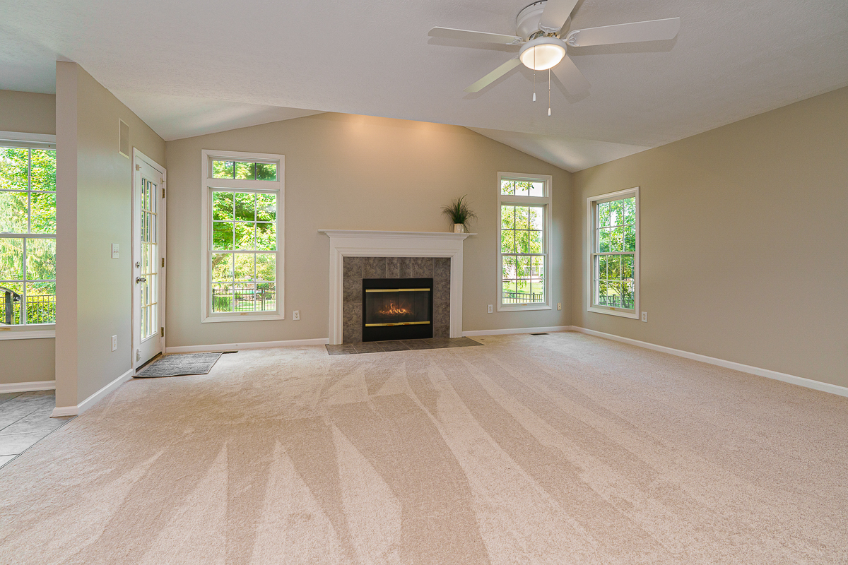 6096 Congressional Dr.-12