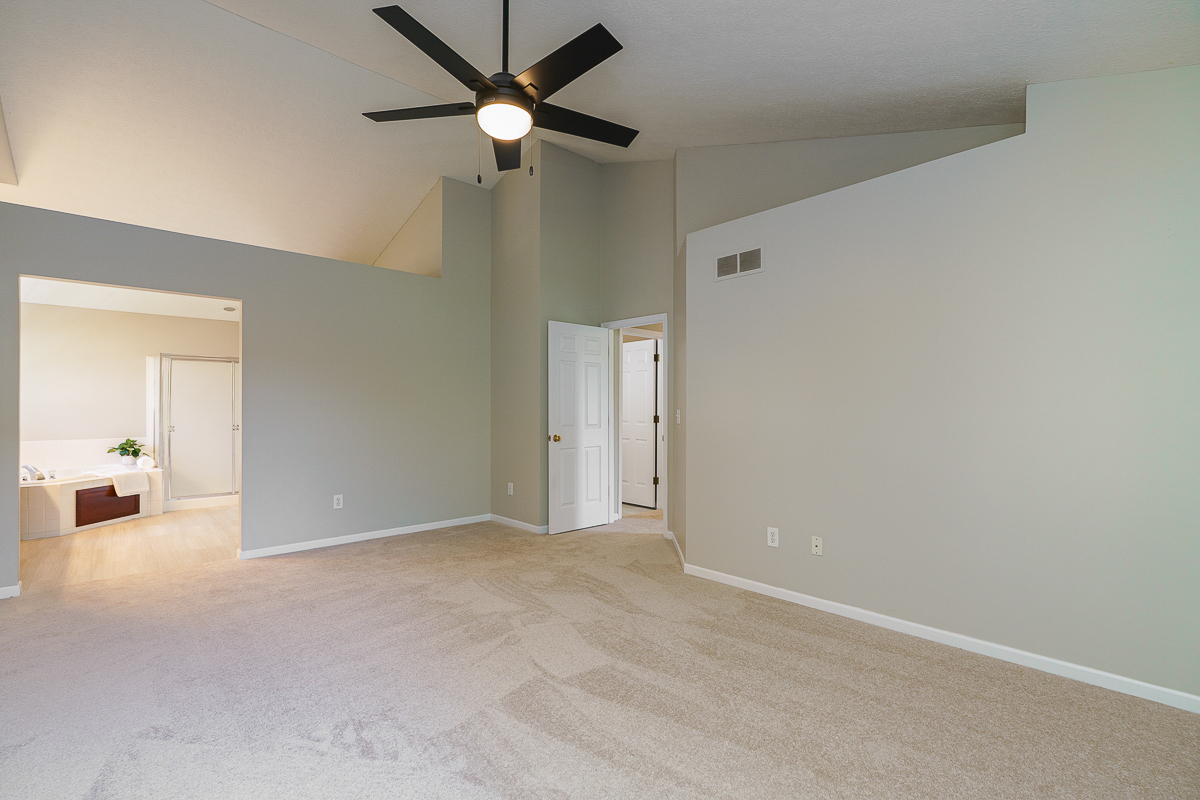 6096 Congressional Dr.-28